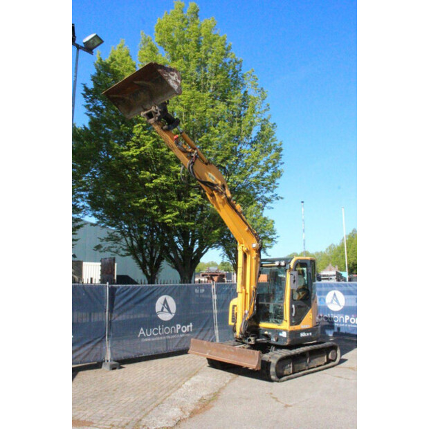 Hyundai ROBEX 60CR-9-47034632