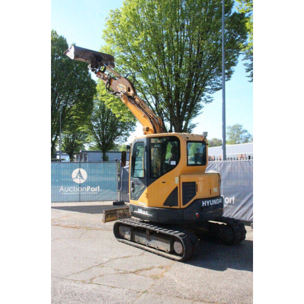 Hyundai ROBEX 60CR-9-47034634