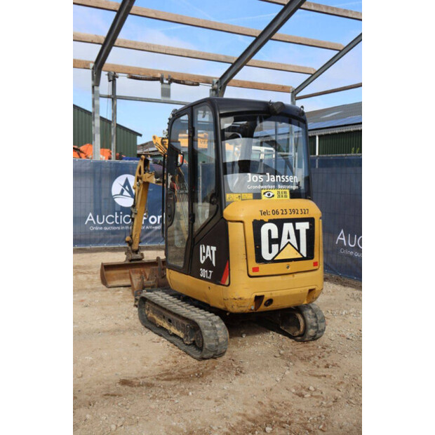2017 Caterpillar 301.7D-47034741