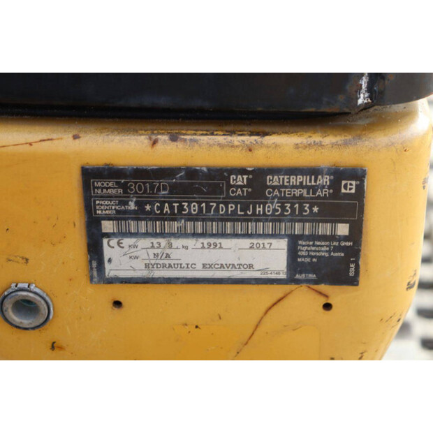 2017 Caterpillar 301.7D-47034758