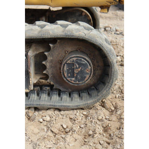 2017 Caterpillar 301.7D-47034761