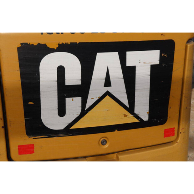 2017 Caterpillar 301.7D-47034766