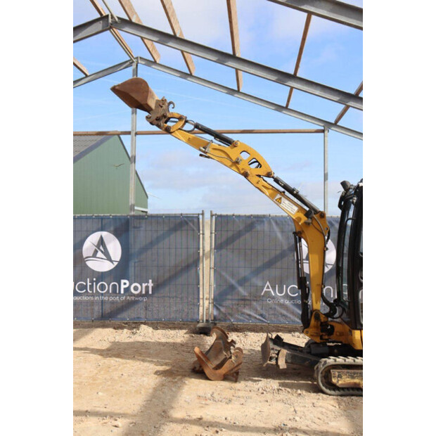 2017 Caterpillar 301.7D-47034785