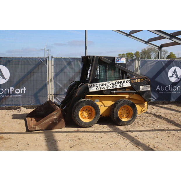 2011 New Holland LX565-47034825