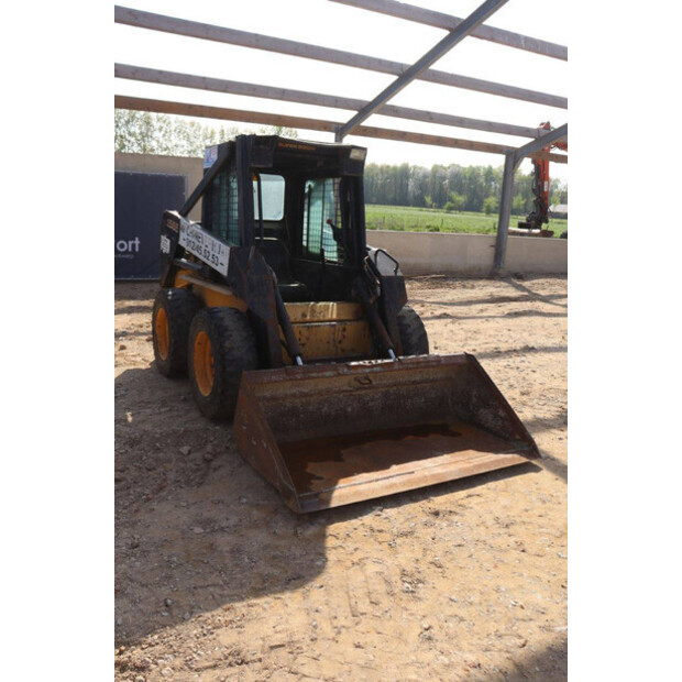 2011 New Holland LX565-47034831