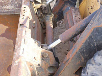 2011-new-holland-lx565-47034835