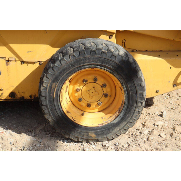 2011 New Holland LX565-47034838
