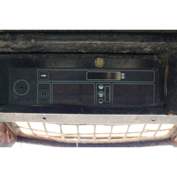 2011 New Holland LX565-47034848