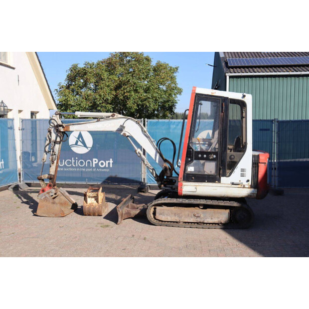 TAKEUCHI TB025-47034882