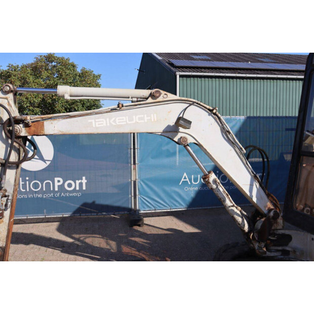 TAKEUCHI TB025-47034892