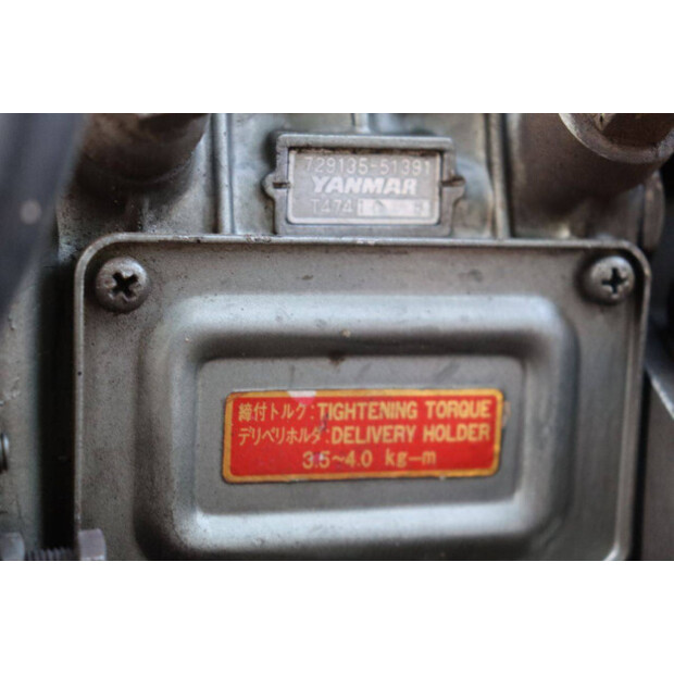 TAKEUCHI TB025-47034904