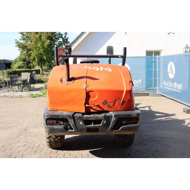 2016 KUBOTA R065-47035237