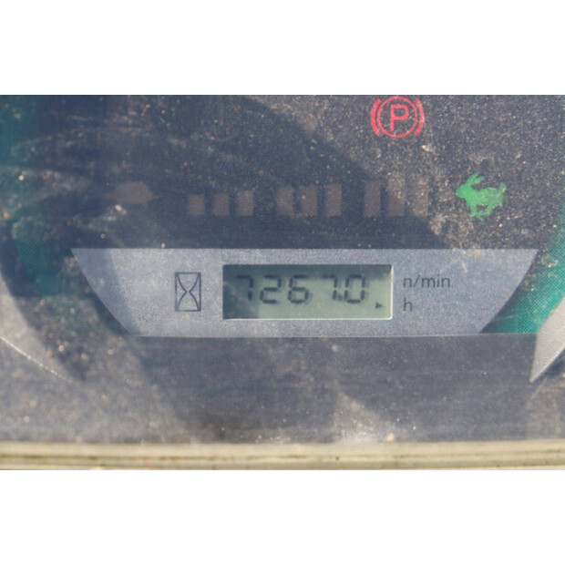 2016 KUBOTA R065-47035272