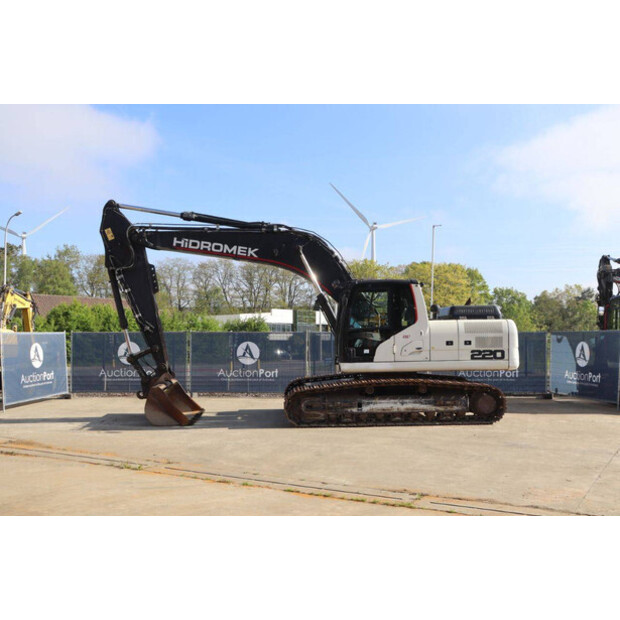 2017 Hidromek HMK220LC-3B-47035581