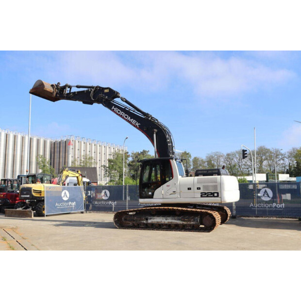 2017 Hidromek HMK220LC-3B-47035614