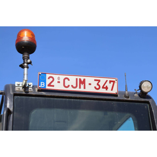 2021 YANMAR B95W-47035643