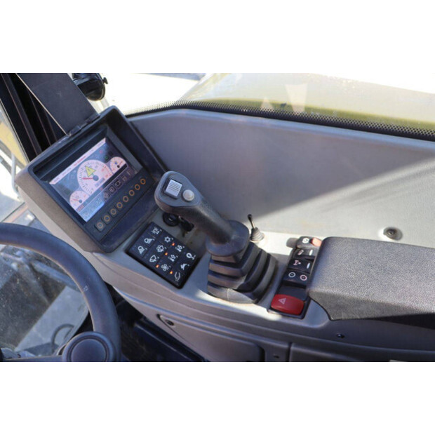 2021 YANMAR B95W-47035647