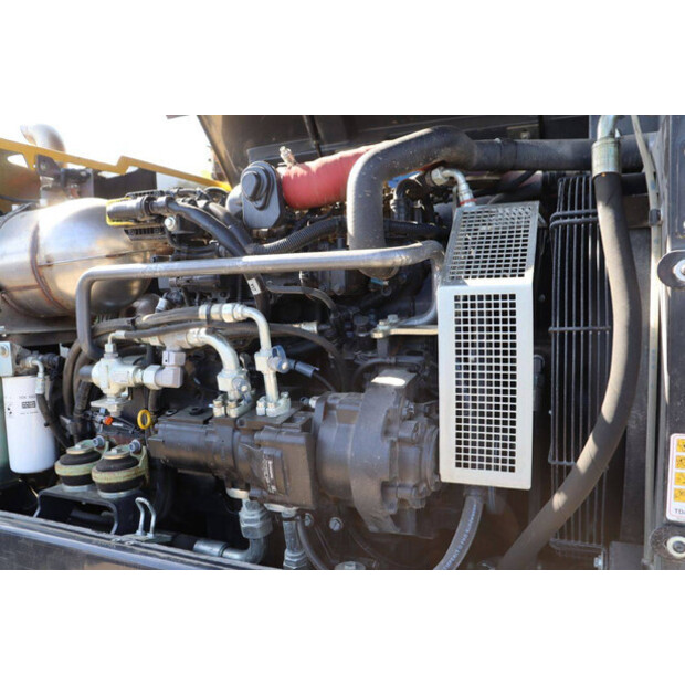 2021 YANMAR B95W-47035654