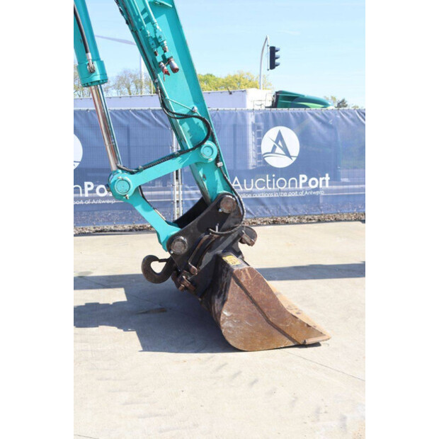 2001 KOBELCO SK250LC-6-47035669
