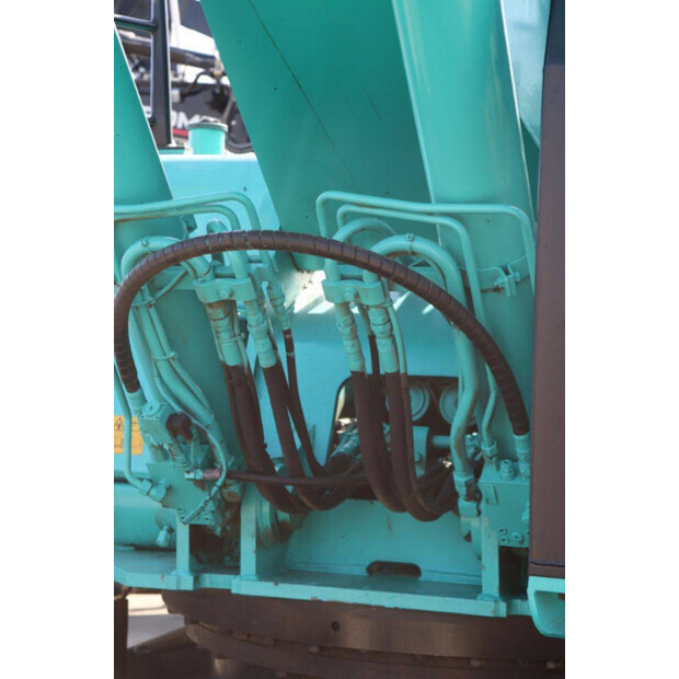 2001 KOBELCO SK250LC-6-47035673