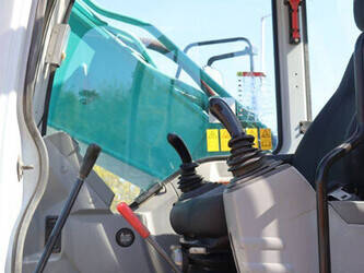 2001-kobelco-sk250lc-6-47035680