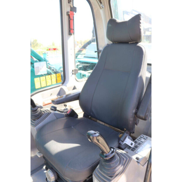 2001 KOBELCO SK250LC-6-47035681