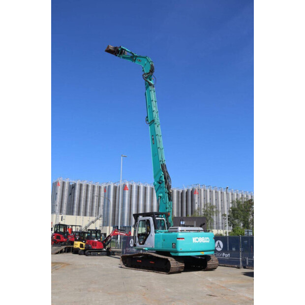 2001 KOBELCO SK250LC-6-47035700