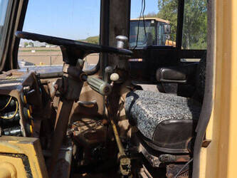 1981-caterpillar-930-47036064