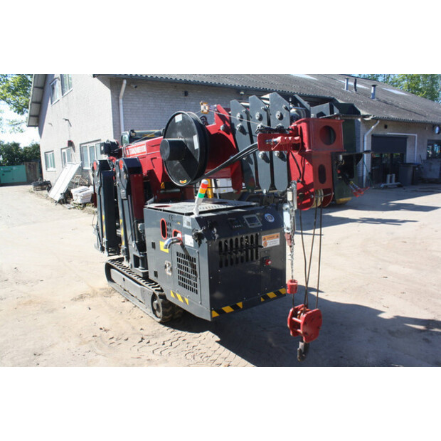 Crawler YXC300-47036348