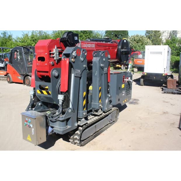 Crawler YXC300-47036358