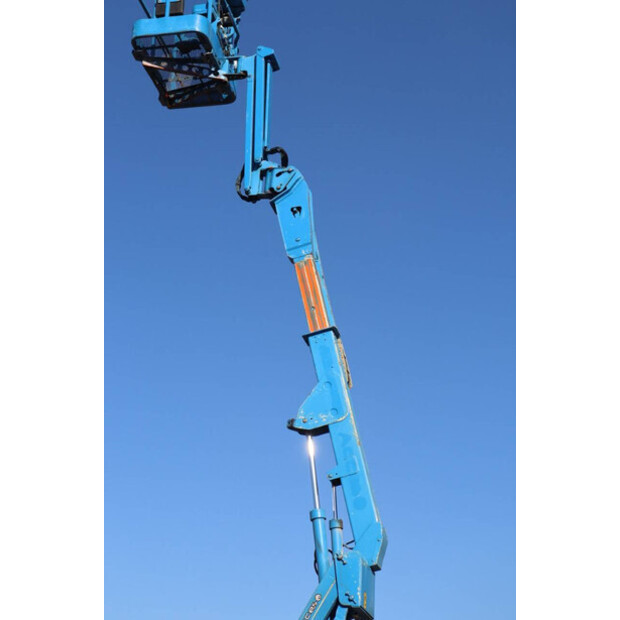 2007 JLG E300AJP-47036634