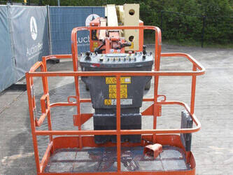 2007-jlg-e400ajpn-1450897-47036655