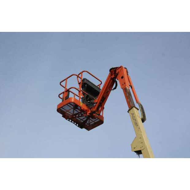 2007 JLG E400AJPN-47036673