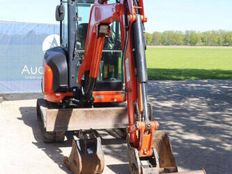 2016-kubota-u27-4-1450906-47036913