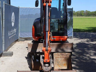2016-kubota-u27-4-1450906-47036914