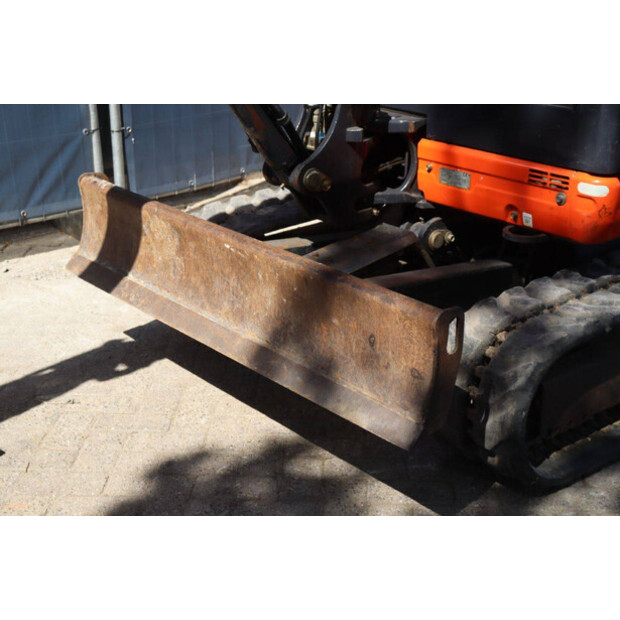2016 KUBOTA U27-4-47036922