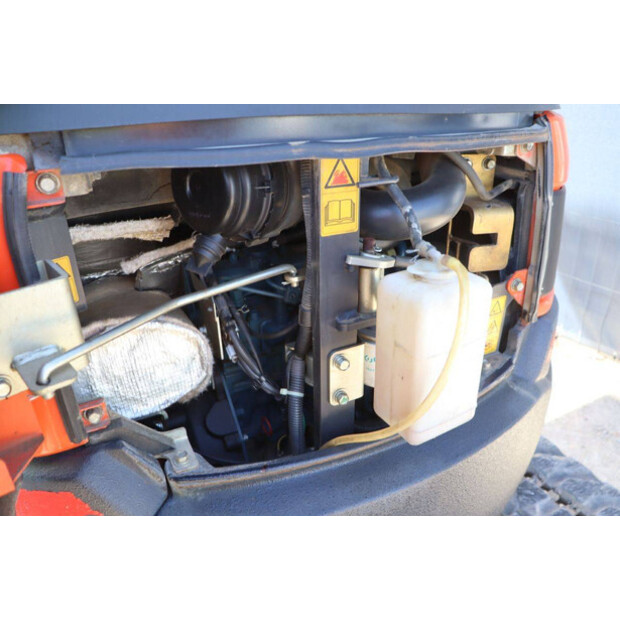 2016 KUBOTA U27-4-47036940