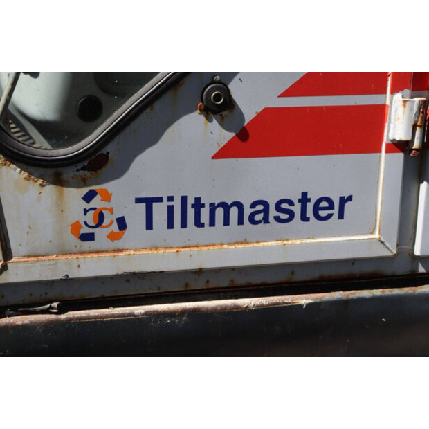 2002 Neuson Tiltmaster 3703 RD-47037004
