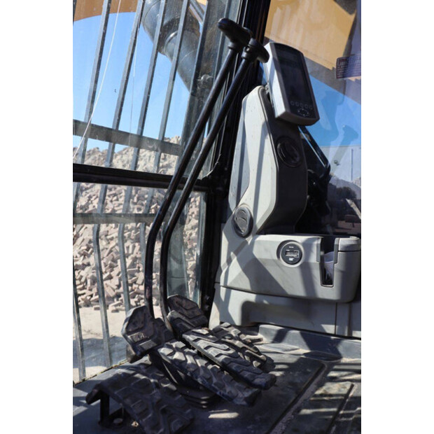 2018 كاتربيلر 326FL-47037061