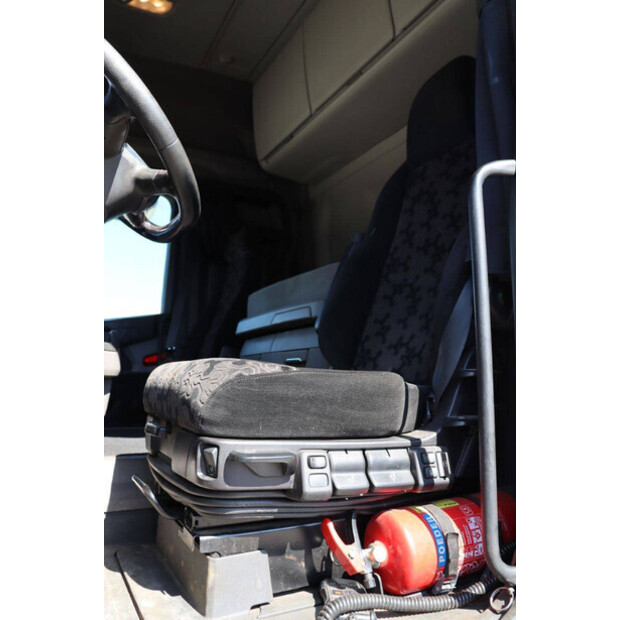 2017 Scania R450-47037112