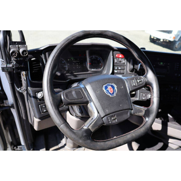 2017 Scania R450-47037120