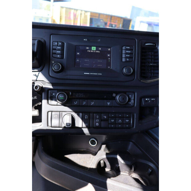 2017 Scania R450-47037136
