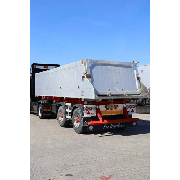2017 HK Tipper S38B-47037157