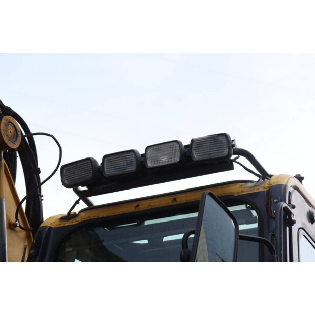 2011 Komatsu PW148-47037647