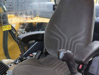 2011-komatsu-pw148-1450928-47037673