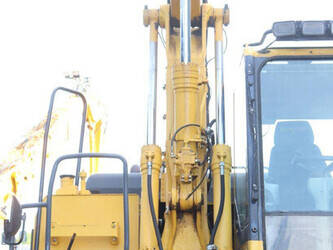 2011-komatsu-pw148-1450928-47037690
