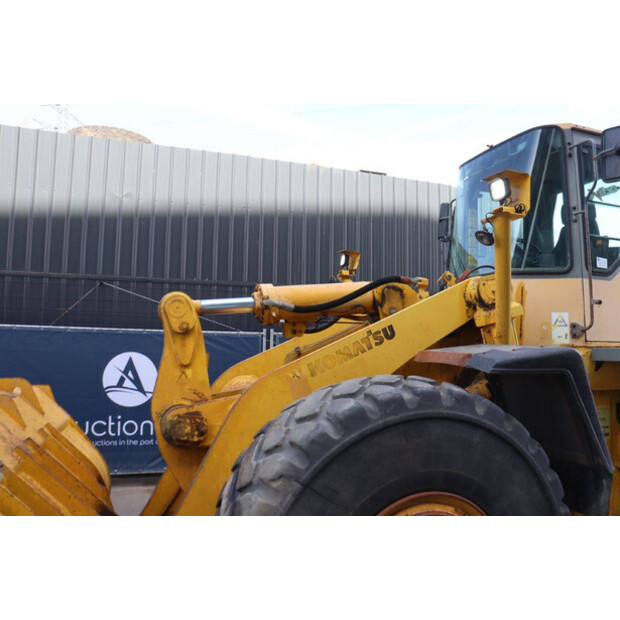 2000 Komatsu WA470-3H-47037777