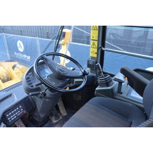 2000 Komatsu WA470-3H-47037791