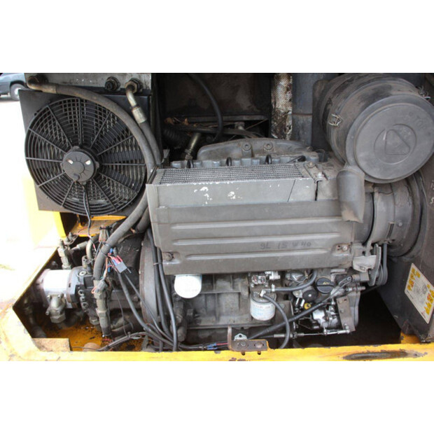 2001 احلامن AZ85-47038023