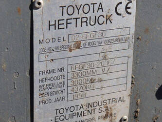 1998-toyota-02-6fgf30-1450958-47038584